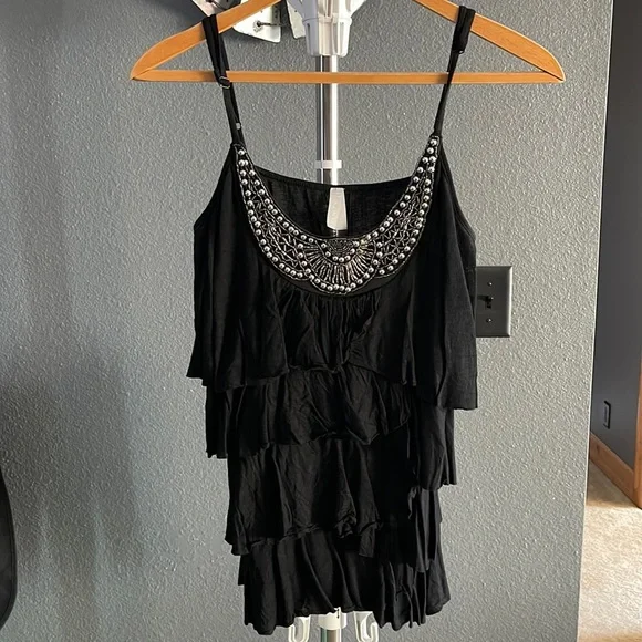 Vanity Ruffle Top - Picture 1 of 3